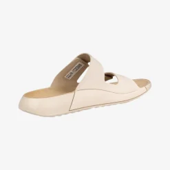 Cozmo Women sandal