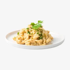 Scrambled æg med pasta (vegetarisk)