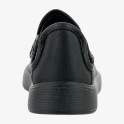 Street 1 slip-on